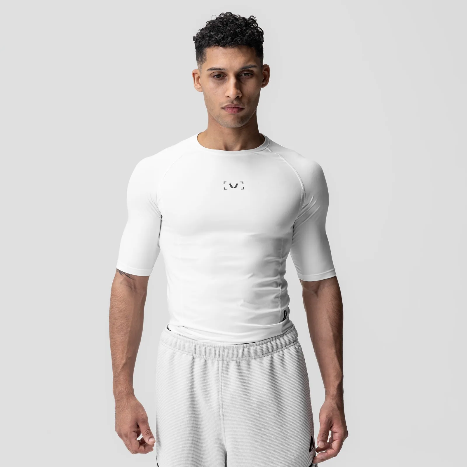 1027. WarpFlexx-Lite™ Half-Sleeve Baselayer - White