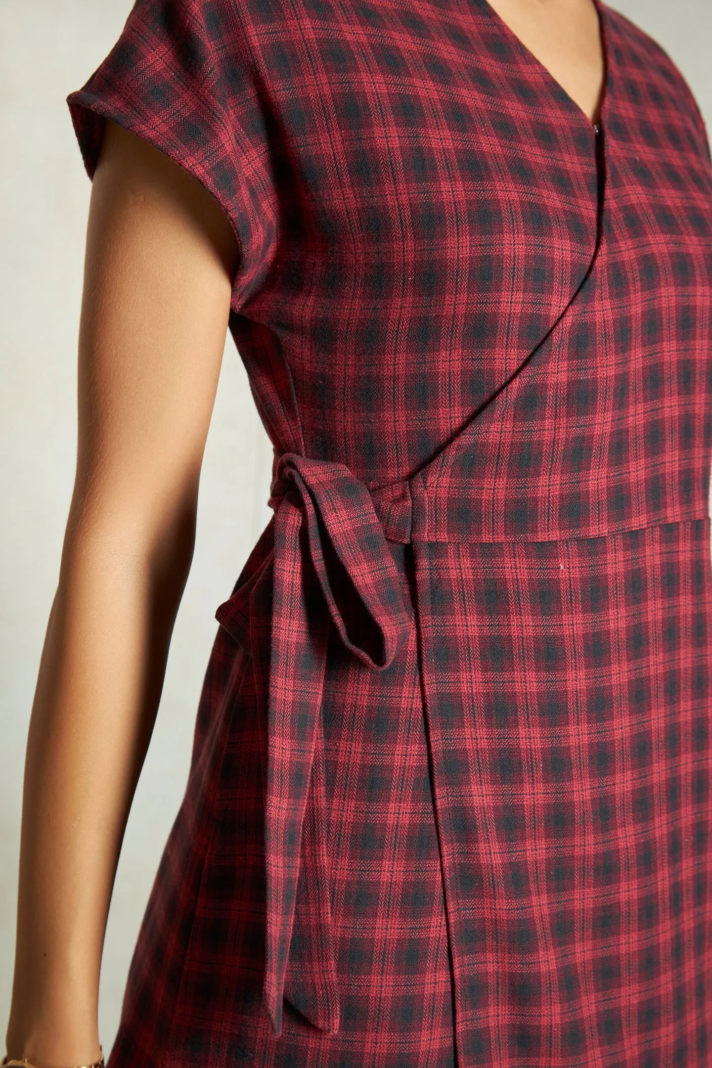 Amira|Checked Cotton Wrap Dress