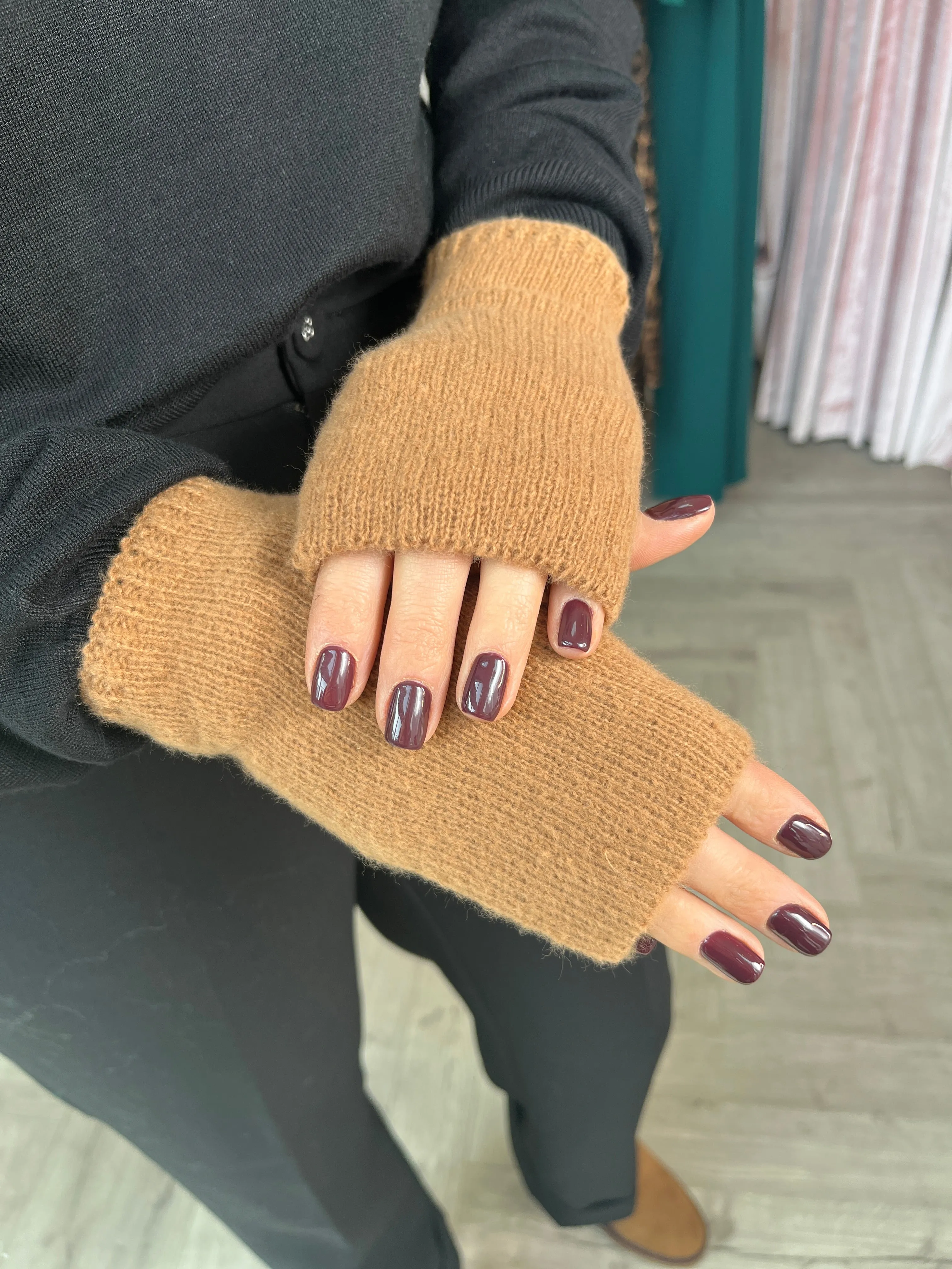 Camel Fingerless Gloves