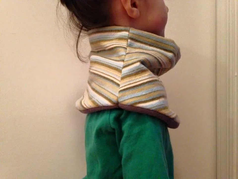 Child's Handmade Neck Warmer Llamas