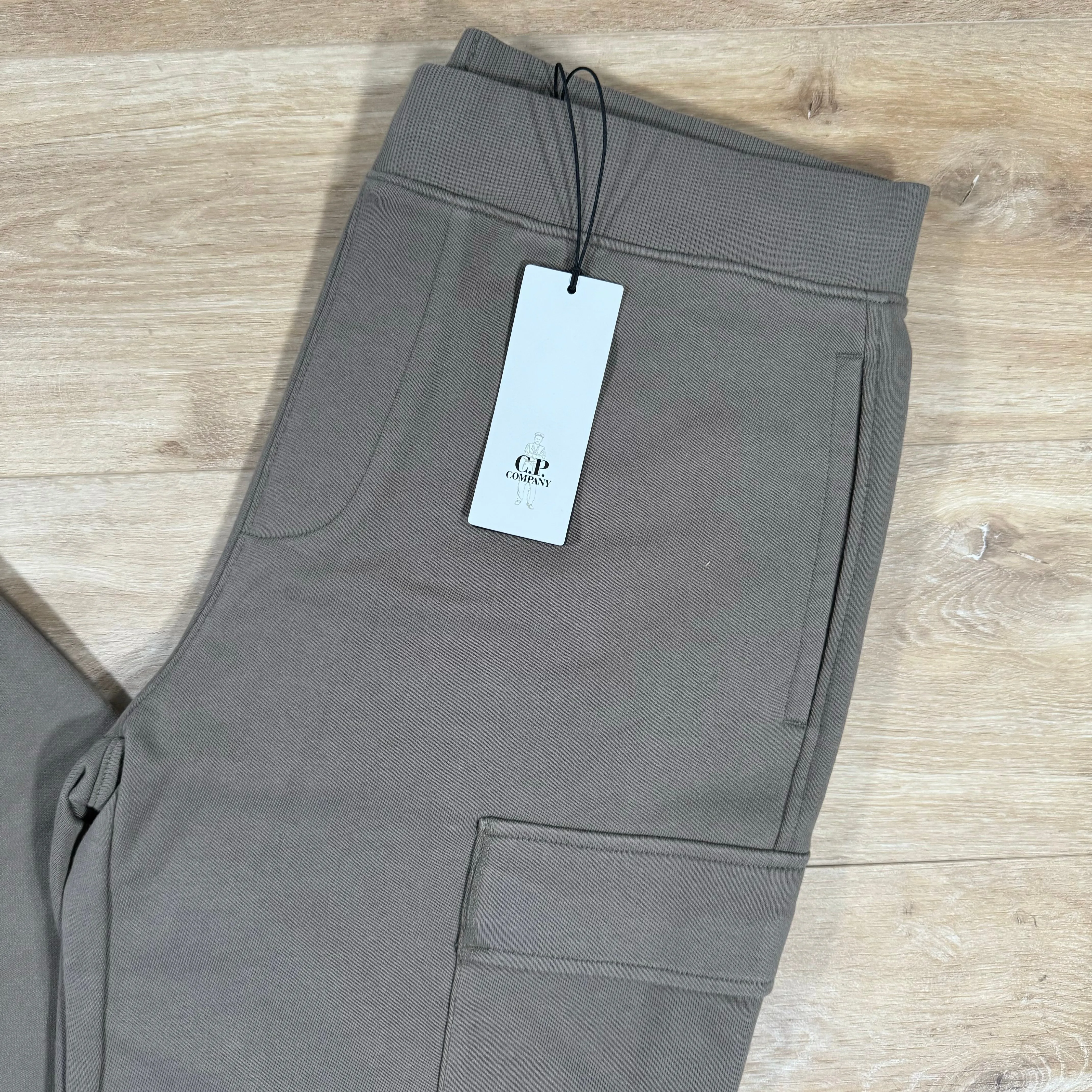 C.P. Company Diagonal Raised Lens Sweatpants in Walnut