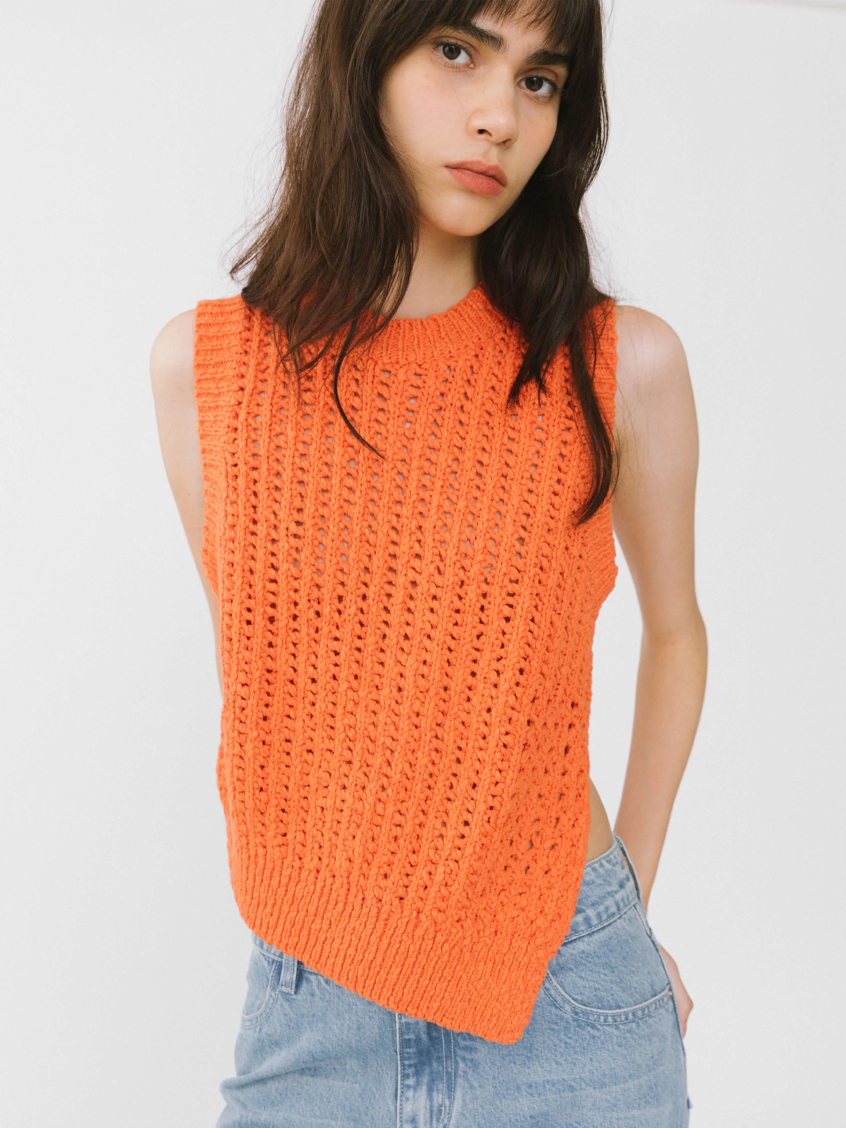 Cropped Asymmetric Knit Vest