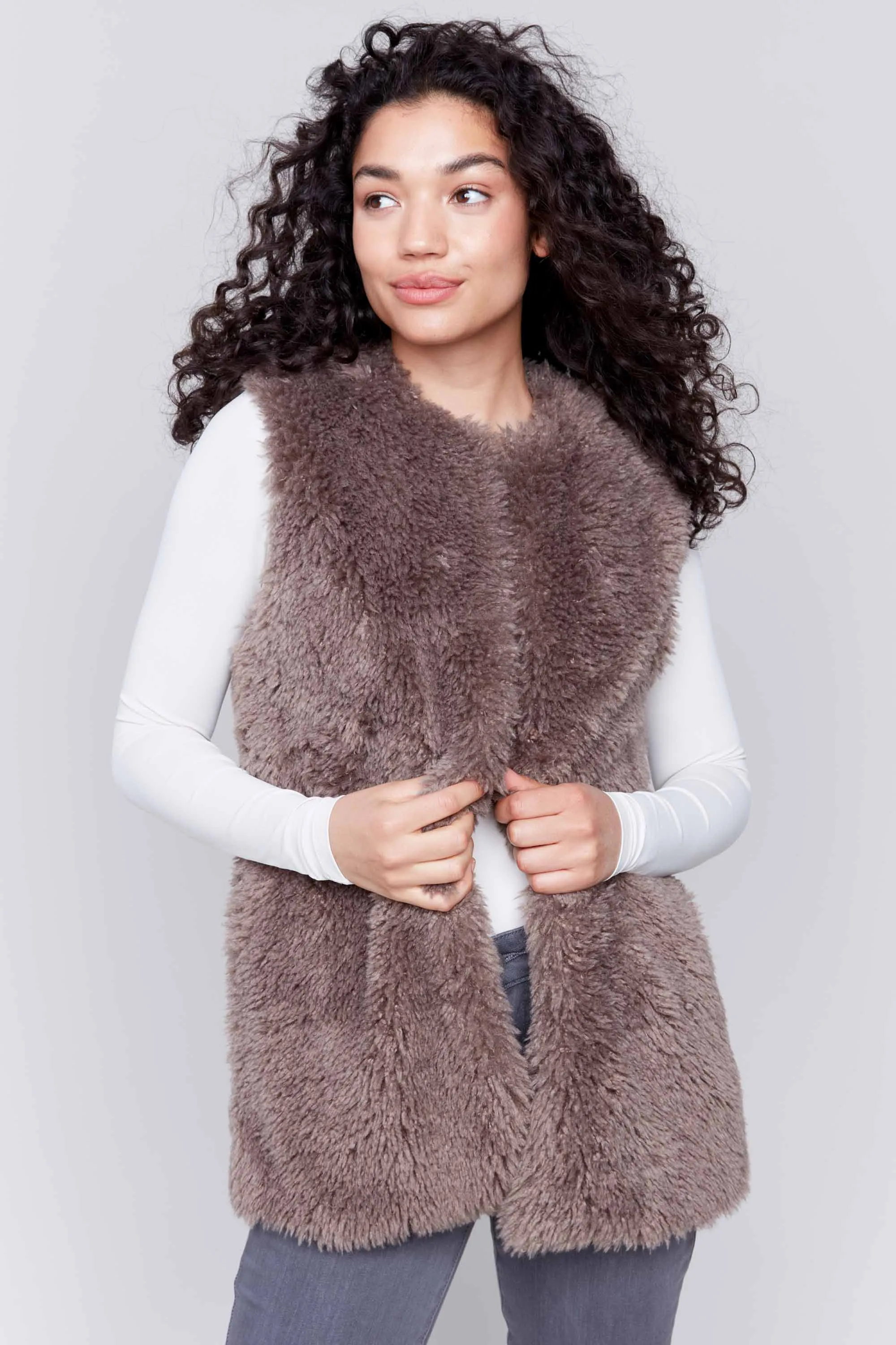 FAUX FUR VEST