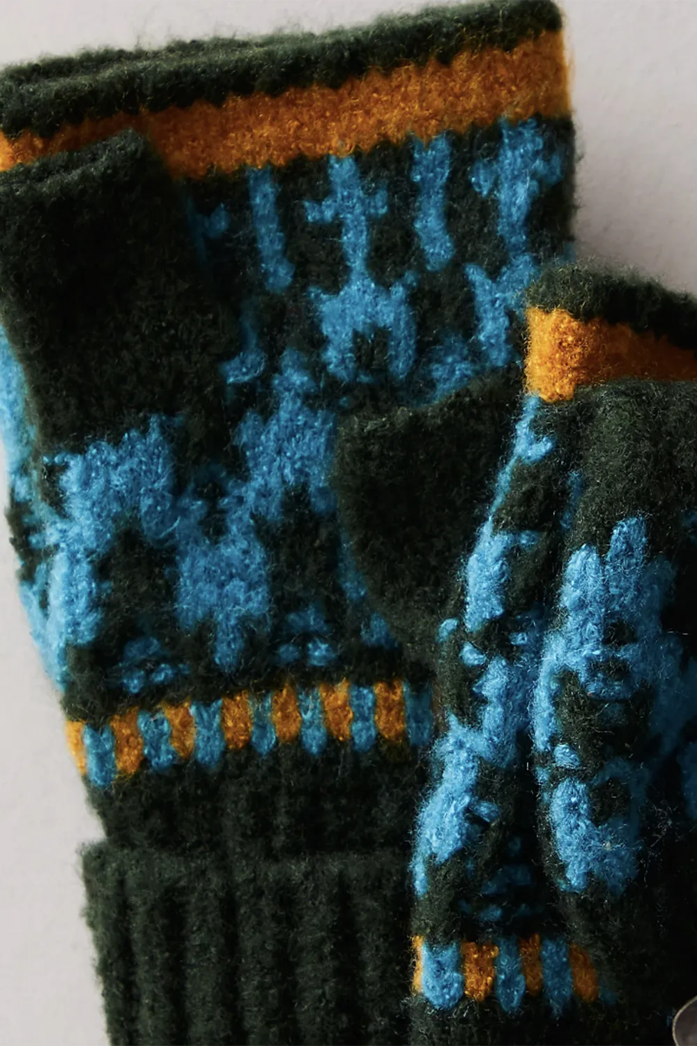 FP First Frost Fairisle Gloves - Forest