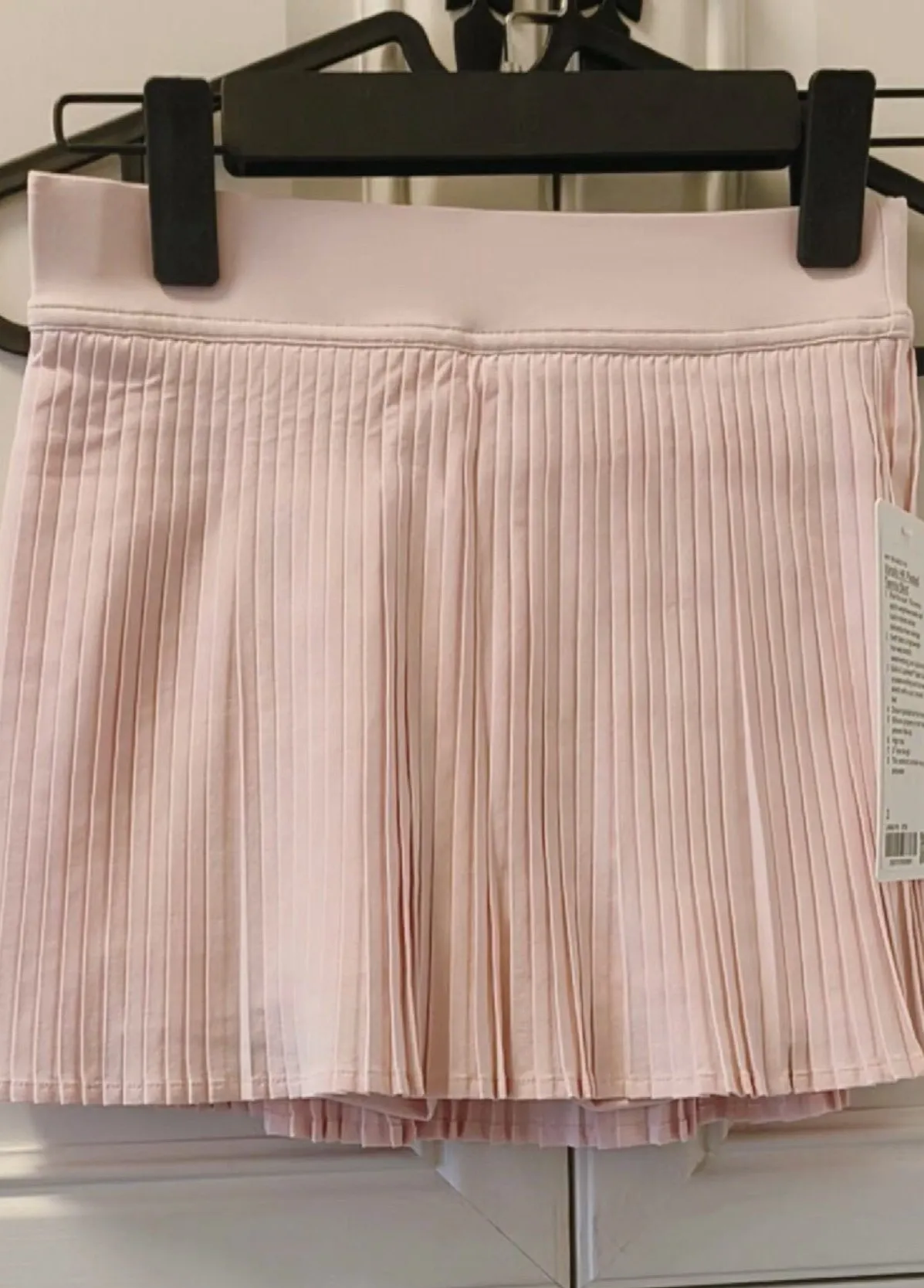 LuLu's same vaesity high-waisted pleated skirt fitness sports outdoor skirt is anti-walking light