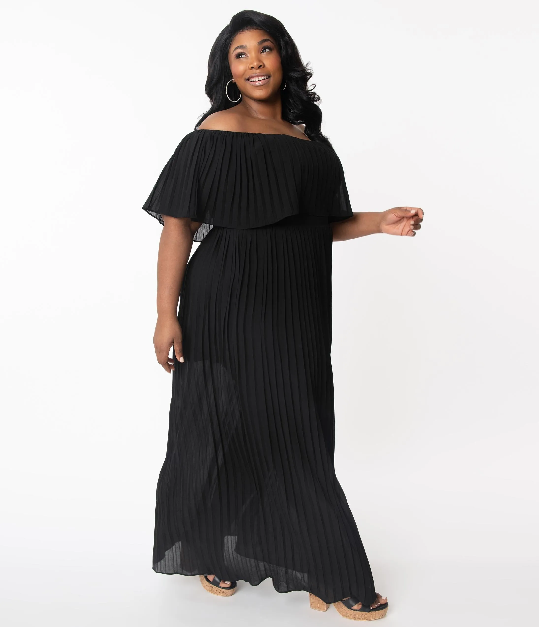 Plus Size Black Off Shoulder Pleated Maxi Dress