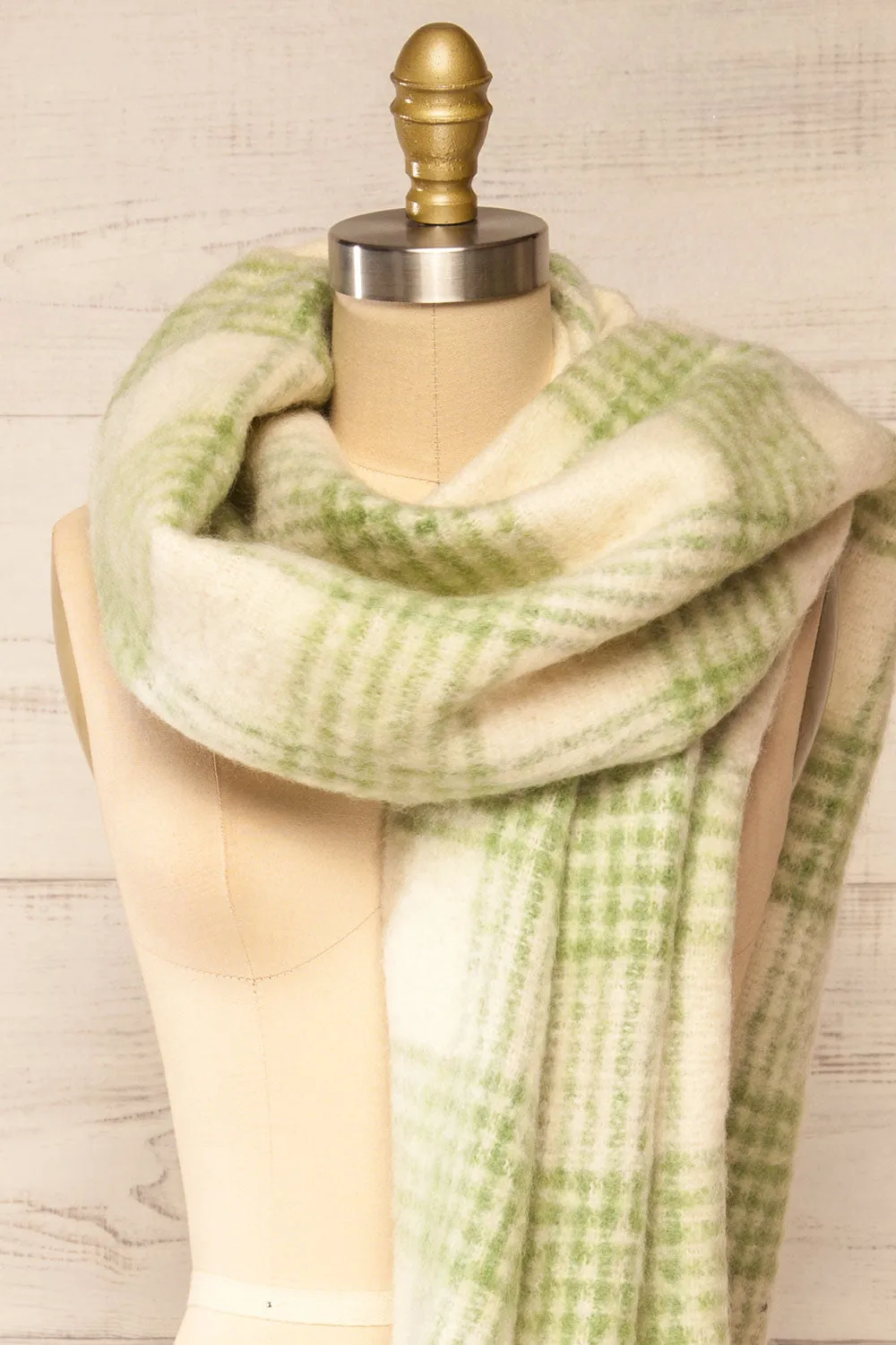 Suleja Green | Plaid Soft Knit Scarf