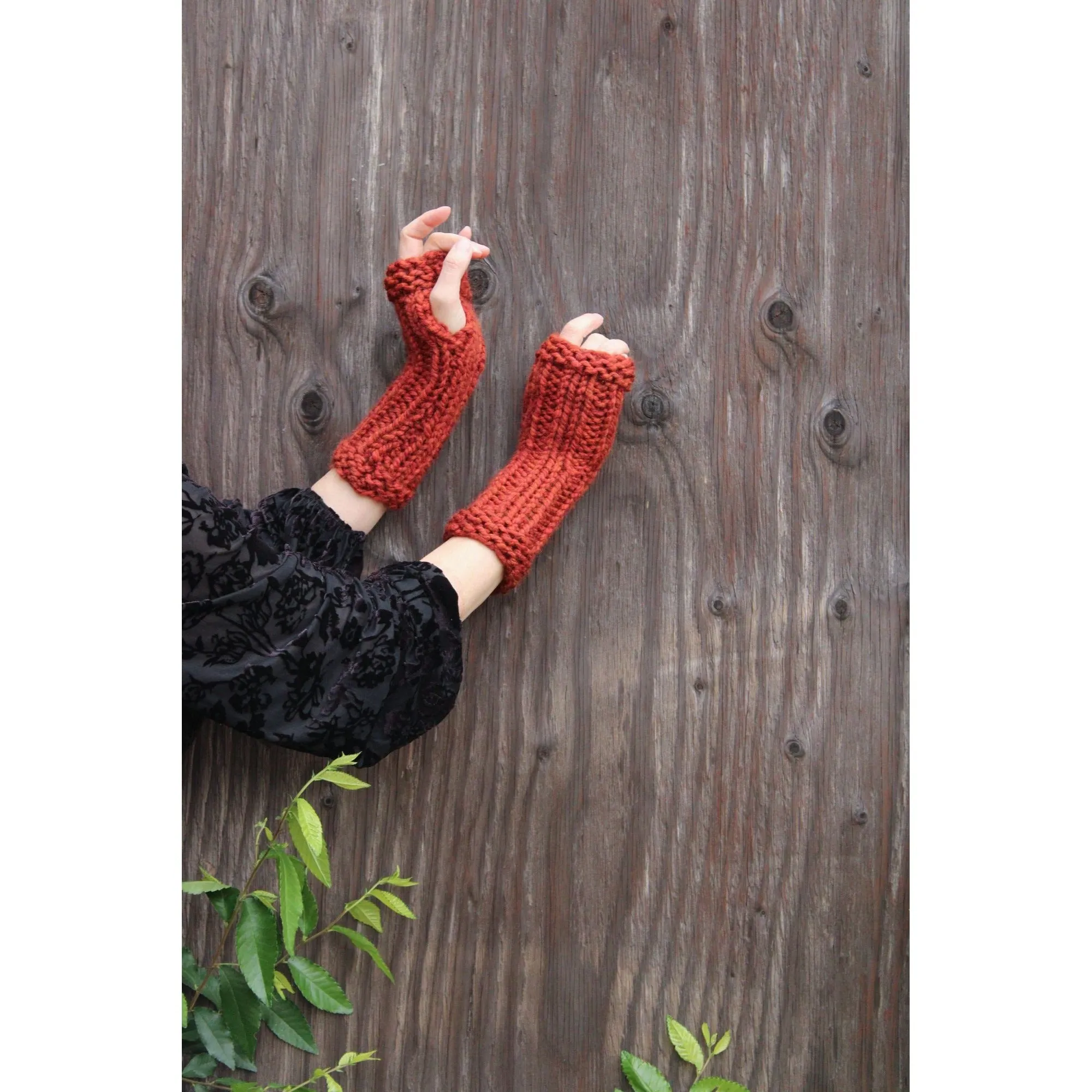 The India Spice Handknit Fingerless Gloves in Chunky Rust Red