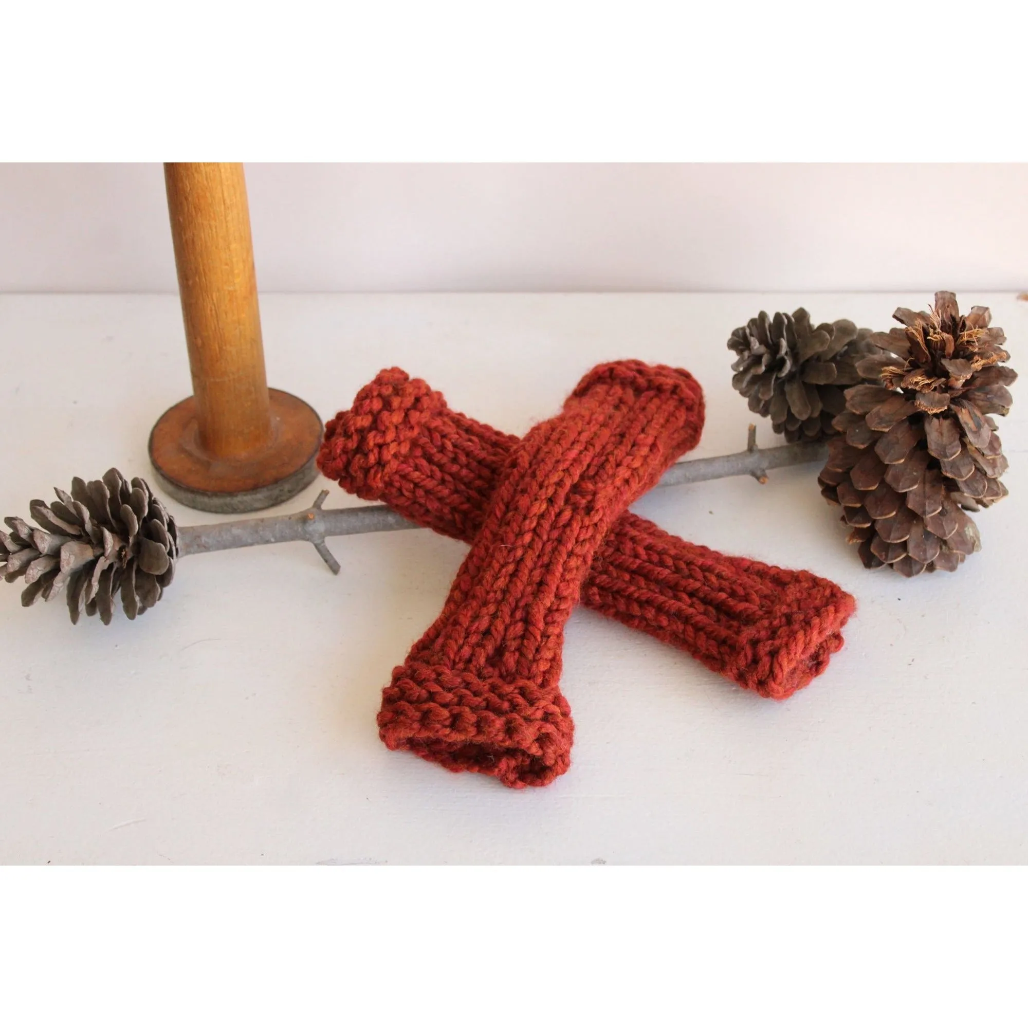 The India Spice Handknit Fingerless Gloves in Chunky Rust Red